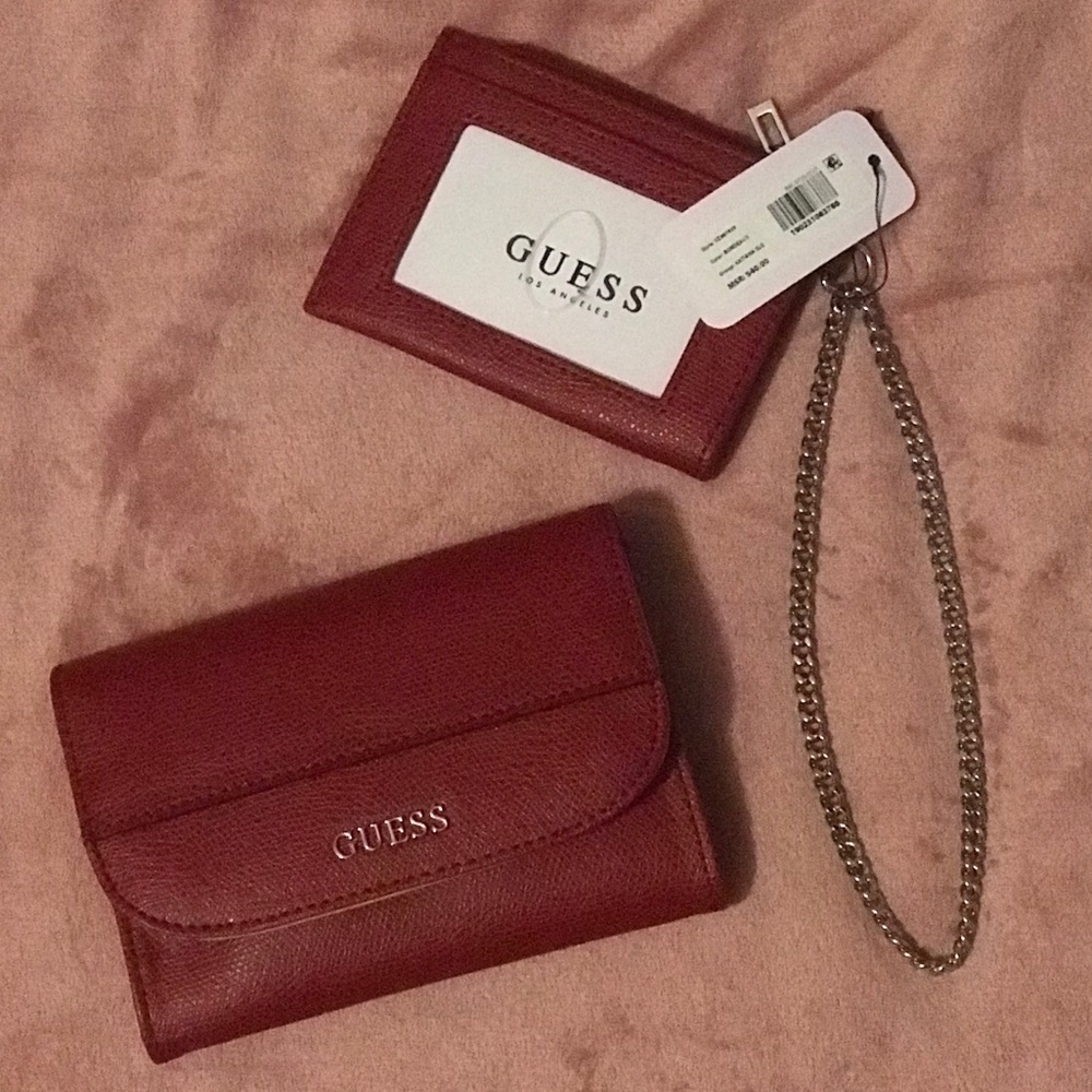 GUESS Wallet/Wristlet